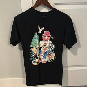 Black graphic tee size small